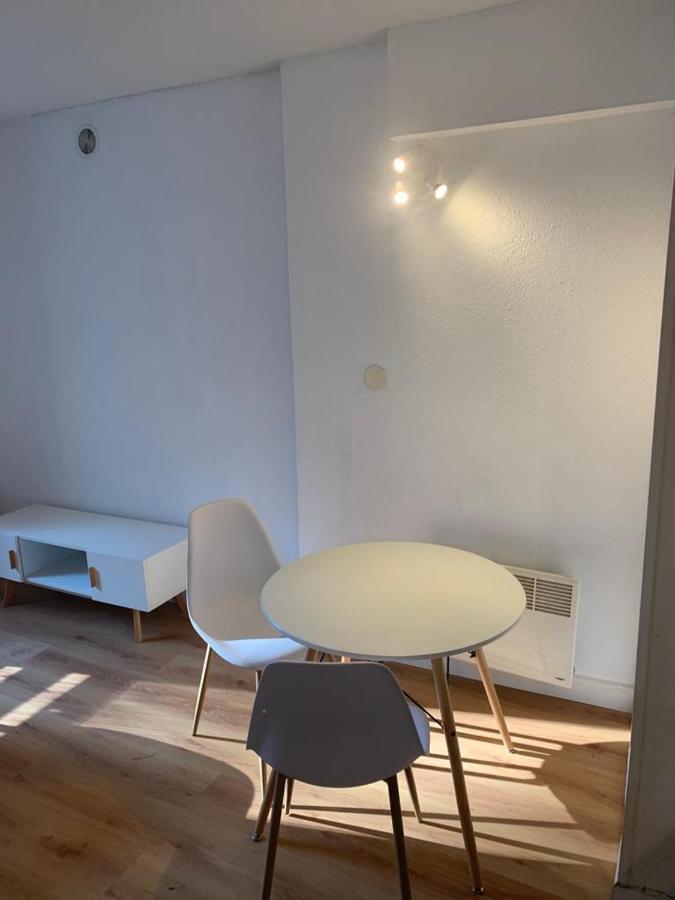 Domene Studio Terrasse Parking Apartment Exterior photo